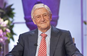 Celebrities pay tribute to Sir Michael Parkinson, who was dubbed 