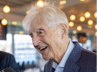 Sir Michael Parkinson passes away at 88, his last public appearance being his renowned chat show host.