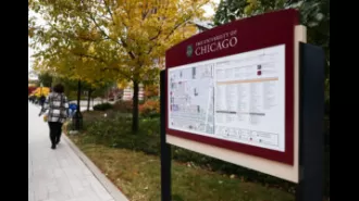 Univ. of Chicago settles class-action lawsuit on financial aid for $13.5M.