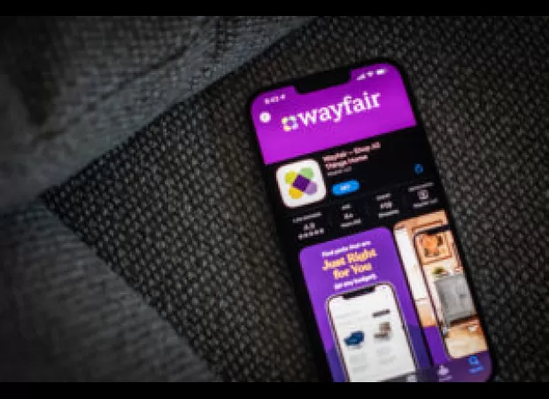 Wayfair's Head of Supplier Diversity praised for boosting Black businesses' online presence.