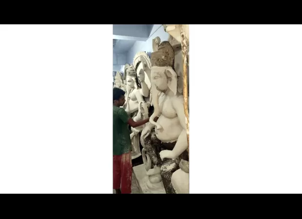 75,000 eco-friendly Ganesh idols ready in Bhopal for the festival season.