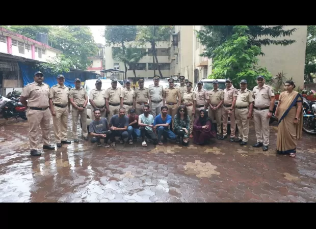 Police bust gang running car rental scam in Mumbai.