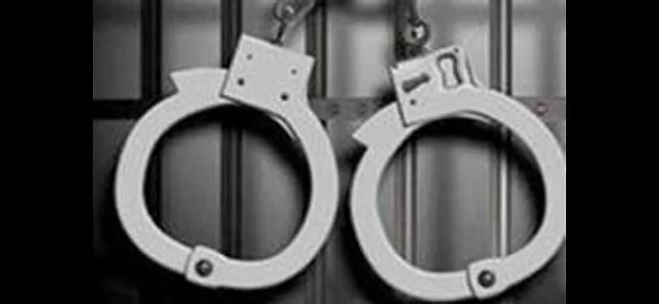 Two minors detained for vehicle theft, Rs 1.5L worth of goods seized.
