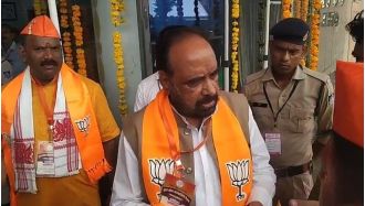 Chaos erupts at Gwalior's Atal Auditorium prior to Amit Shah's visit as BJP Minister Gopal Bhargav is denied entry.
