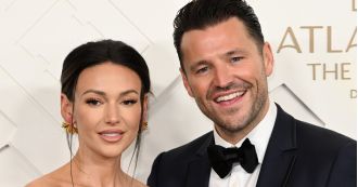 Michelle criticizes Mark's behaviour on holiday.