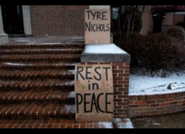 Officers charged in Tyre Nichols' death seek separate trials.