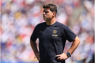 Chelsea need 4 top players, incl. a new GK - Carragher