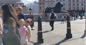 Trafalgar Square shut down while police investigate an ongoing event.