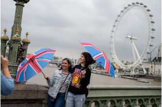 Met Office forecasts what weather to expect this Bank Holiday weekend.