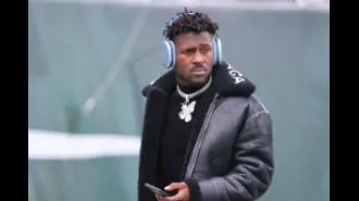 Antonio Brown was arrested again due to a warrant issued for non-payment of child support.