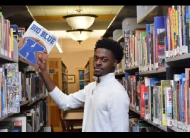 Kizzy's Books & More celebrates African-American culture despite Florida's book ban.