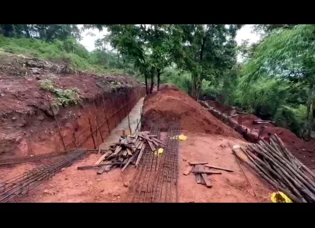 Pomburpa locals protesting against hill-cutting in Goa, displaying civic rage.