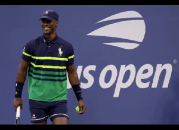 Jimmy steals the show at a charity event in the U.S. Open with the Miami Heat.