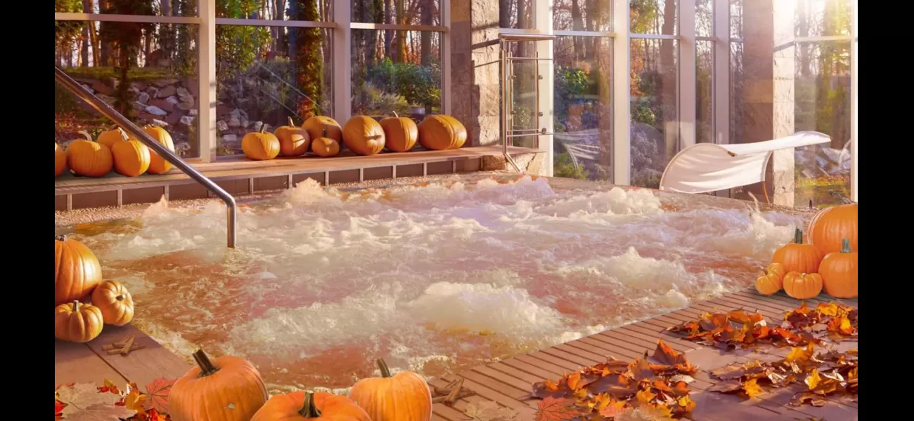 You can relax in a PSL-infused hot tub at this pumpkin spice-themed spa experience.