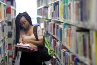 15yo Fla. HS student skips 3 grade levels, making history.