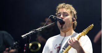 Sam Fender stopped his set at Leeds Festival due to medical emergency in audience.