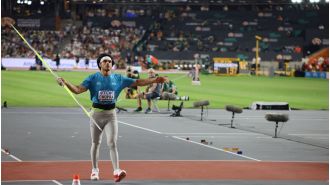 PM Modi & Indian Army congratulate Neeraj Chopra for winning gold at World Athletics Championship 2023, exemplifying excellence.