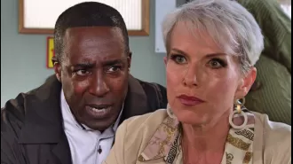 Ronnie's shocked as Debbie reveals a big surprise in the latest Corrie clip.
