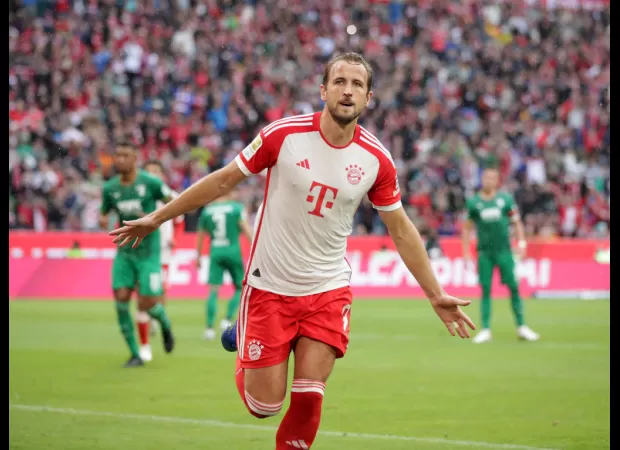 Harry Kane delighted by league debut at dream home, as Bayern Munich keep up their winning streak.