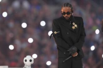 Kendrick Lamar reportedly buys a $9M penthouse in NYC.