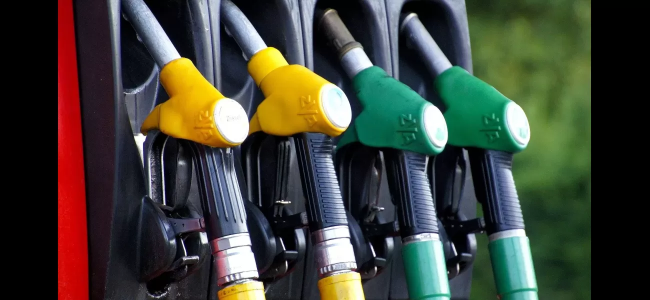 Fuel prices remain unchanged on August 30 in major cities like Mumbai, Delhi, Chennai and other cities.