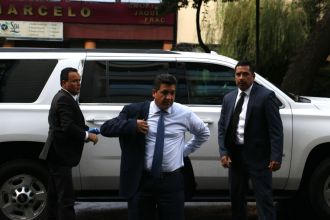 Orden de aprehensión de Francisco García Cabeza de Vaca reactivada tras amparo presentado en su contra.