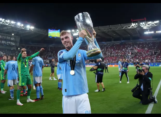 Man City reject Chelsea's 1st bid for Cole Palmer, likely to agree on £45m fee.