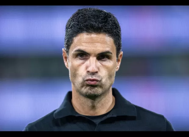 Carragher urges Arteta & Arsenal to relax & not be so anxious.