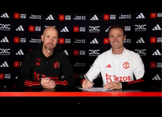 Jonny Evans thrilled to extend his stay at Manchester United with a one-year contract.