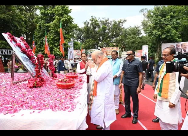 Amit Shah: During Nath's rule, CMO turned into a money collection office.