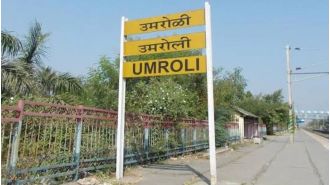 Three people arrested after a man was beaten to death on suspicion of being a thief in Palghar, India.