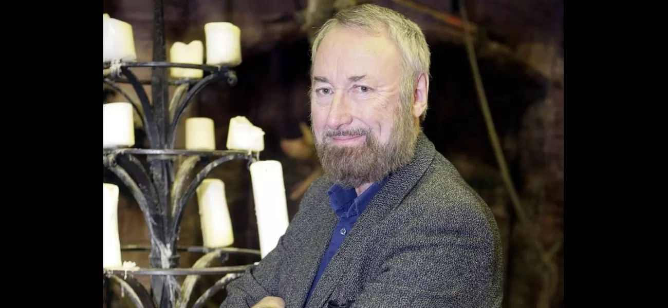 Iconic 'Coronation Street' actor passes away; TV industry mourns and honors their memory.