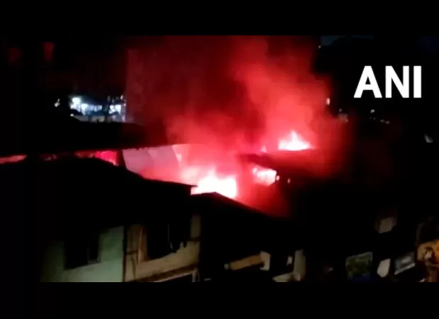 Fire breaks out at Kurla slums, no casualties reported. Visuals of the incident have emerged.