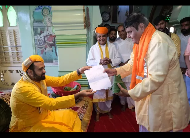 Bharat Bhushan Vyas, a retired IAS, appointed Chief Admin. of Shrinathji Temple.