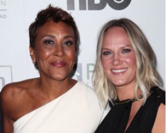 Robin Roberts and Amber Laign got married in an intimate ceremony.