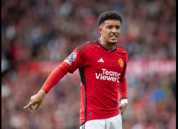 Man Utd could sign Jadon Sancho, who is being pursued by a Champions League team.