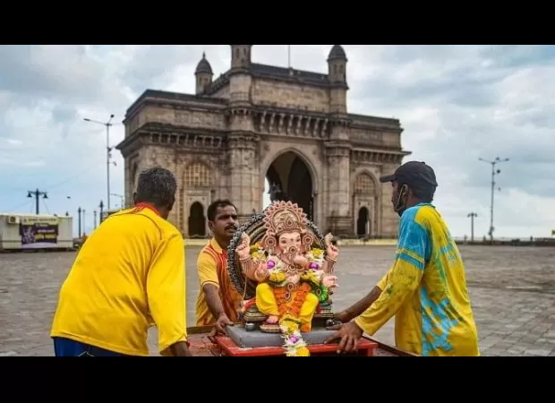 IMD predicts heavy rainfall during Ganesh Chaturthi in Mumbai.