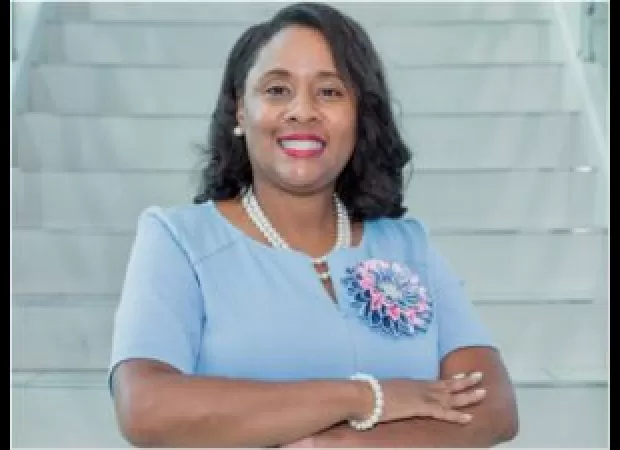 Dr. Burt is a Black audiologist dedicated to increasing early hearing loss detection and representation in her field.