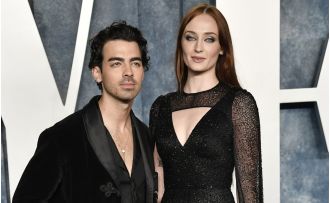Joe Jonas tears up while singing a song dedicated to his wife Sophie Turner.