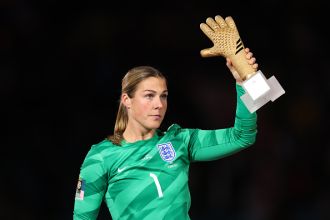 Mary Earps promises to keep fighting Nike to offer England replica shirts.
