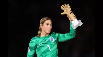 Mary Earps promises to keep fighting Nike to offer England replica shirts.