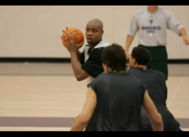 NBA player Brandon Hunter passed away at the age of 42.