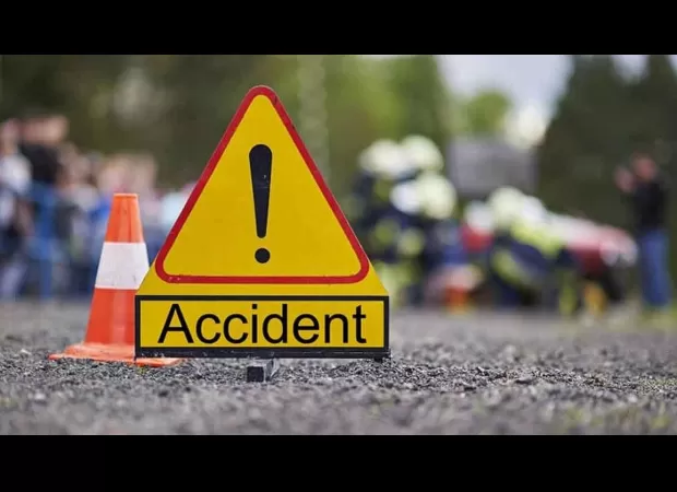 Fireman injured in road accident at Ghatkopar-Andheri Link Road, driver arrested.