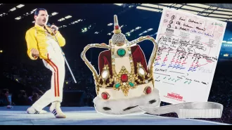 Freddie Mercury's belongings sold for an impressive £40,000,000.