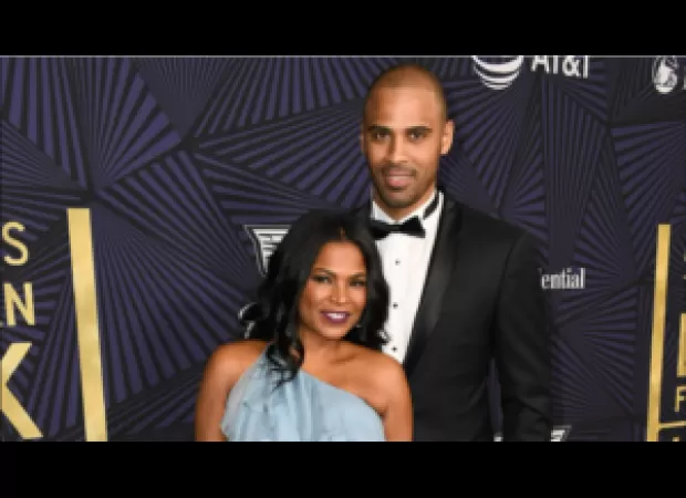 Ex-fiancé of Nia Long seeks joint custody of their son.