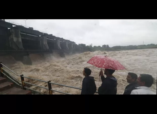 Indore facing monsoon onslaught today; red alert issued.