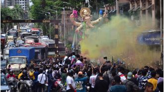 BMC enforces action against illegal posters/banners for Ganesh Chaturthi 2023 with ward officers and complaint hotlines.