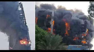 Violent clashes in Sudan cause a large fire to consume a well-known building.