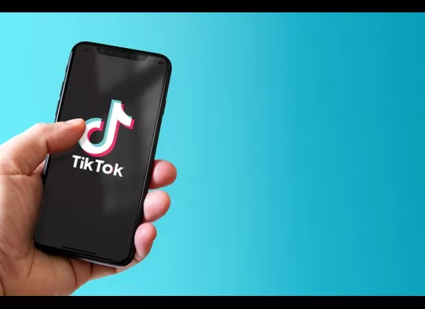 3 TikTok bots that still work: automating likes, views, & followers.
