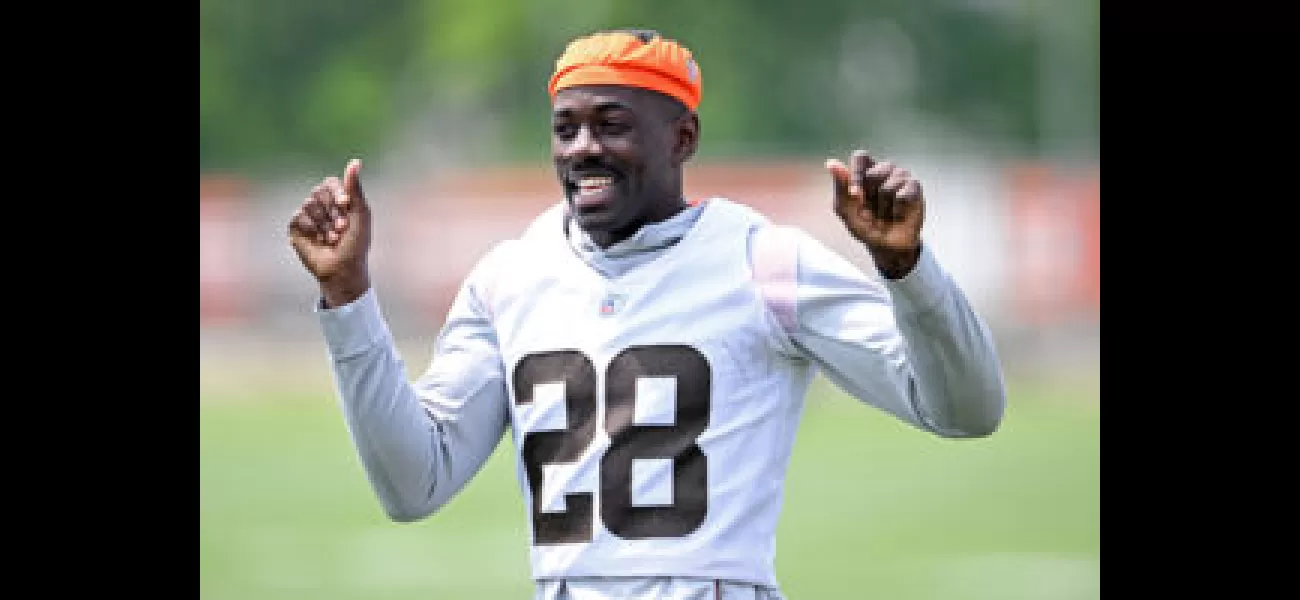 Jeremiah Owusu-Koramoah celebrates his Ghanaian heritage as the NFL begins the 2021 season.